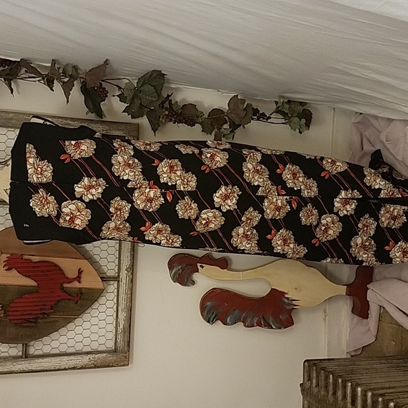 It's A Lehigh Maxi Dress - Picture 6 of 13